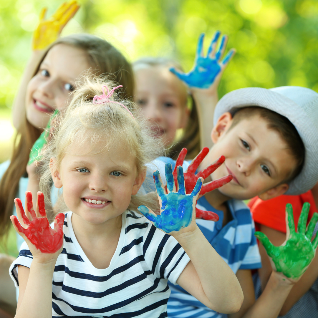 Misiunea Monedei Magice si Economisim pentru Visul Nostru – Carte de colorat educativa despre bani si economii