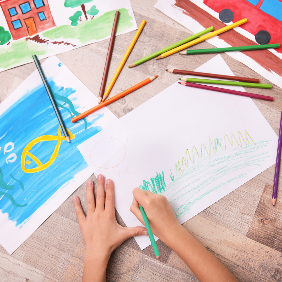 Banii pe intelesul celor mici – Carte de colorat educativa despre bani si economii + BONUS